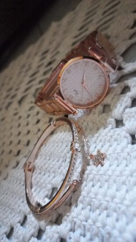 2022 Luxury Women Bracelet Quartz Watches for Women Best Selling Watch Ladies photo review