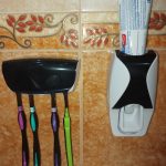 Automatic Toothpaste Dispenser Wall photo review