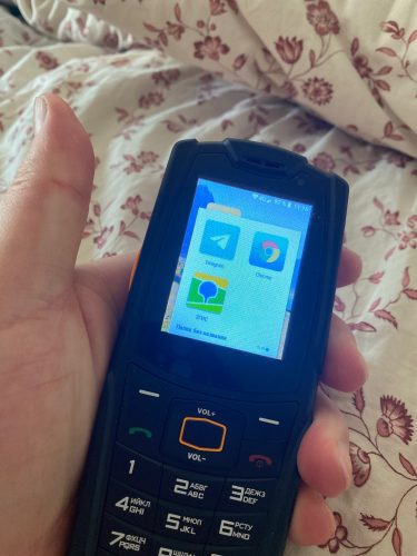Russia Keypad Rugged Phone AGM M7 4G Volte Android Feature Phone Waterproof photo review