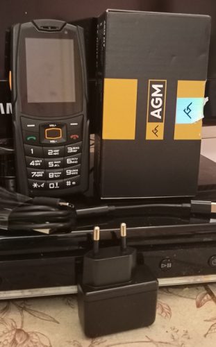 Russia Keypad Rugged Phone AGM M7 4G Volte Android Feature Phone Waterproof photo review