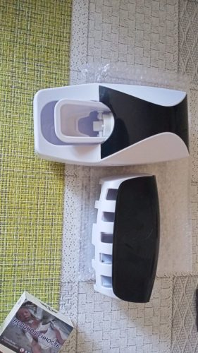 Automatic Toothpaste Dispenser Wall photo review